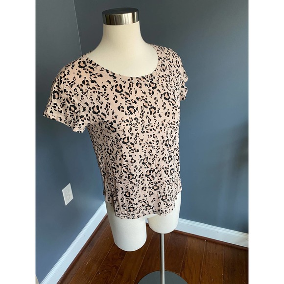 H&M leopard t shirt, size XS - Picture 5 of 5